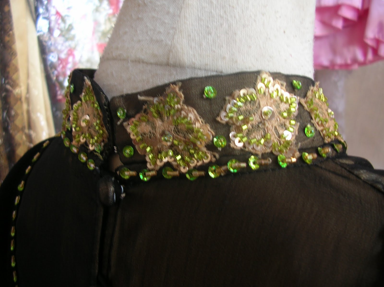 gaun pesta pengantin modern 