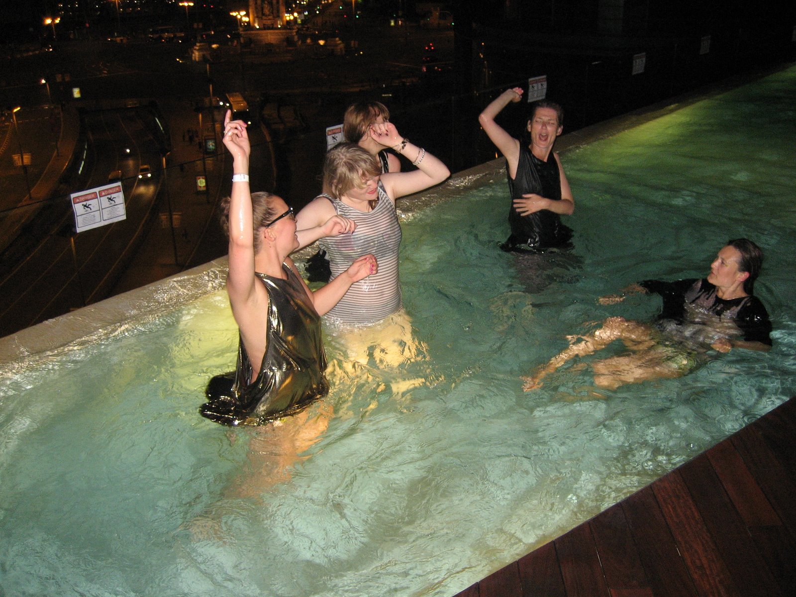 [IMG_4245.JPG]