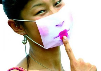 Swiss-Lupe-News: Schweinegrippe: 30 lustige Atemschutz-Masken