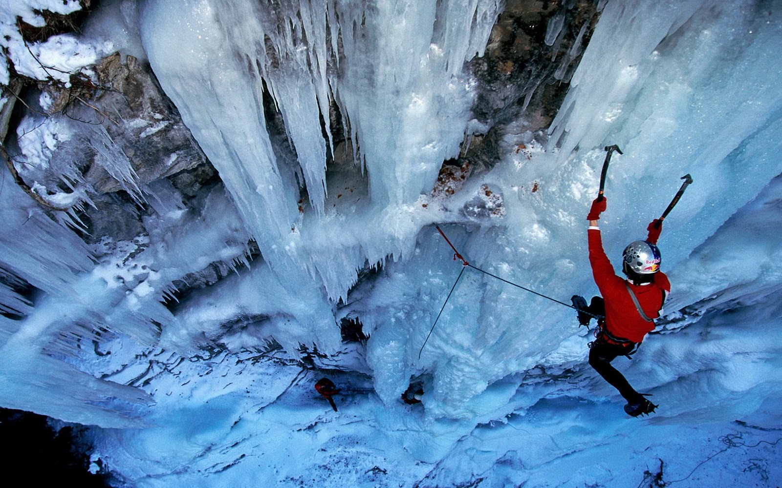 http://3.bp.blogspot.com/_EMpWvl4wjFo/TJxWQZCqCUI/AAAAAAAAA58/-y6ISNrwYMs/s1600/ice-climbing-wallpaper-1680x1050-0156.jpg