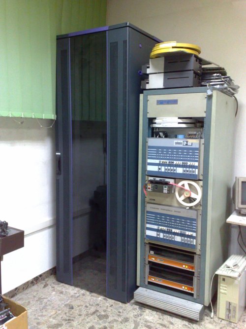 [Rack-Avaya.jpg]