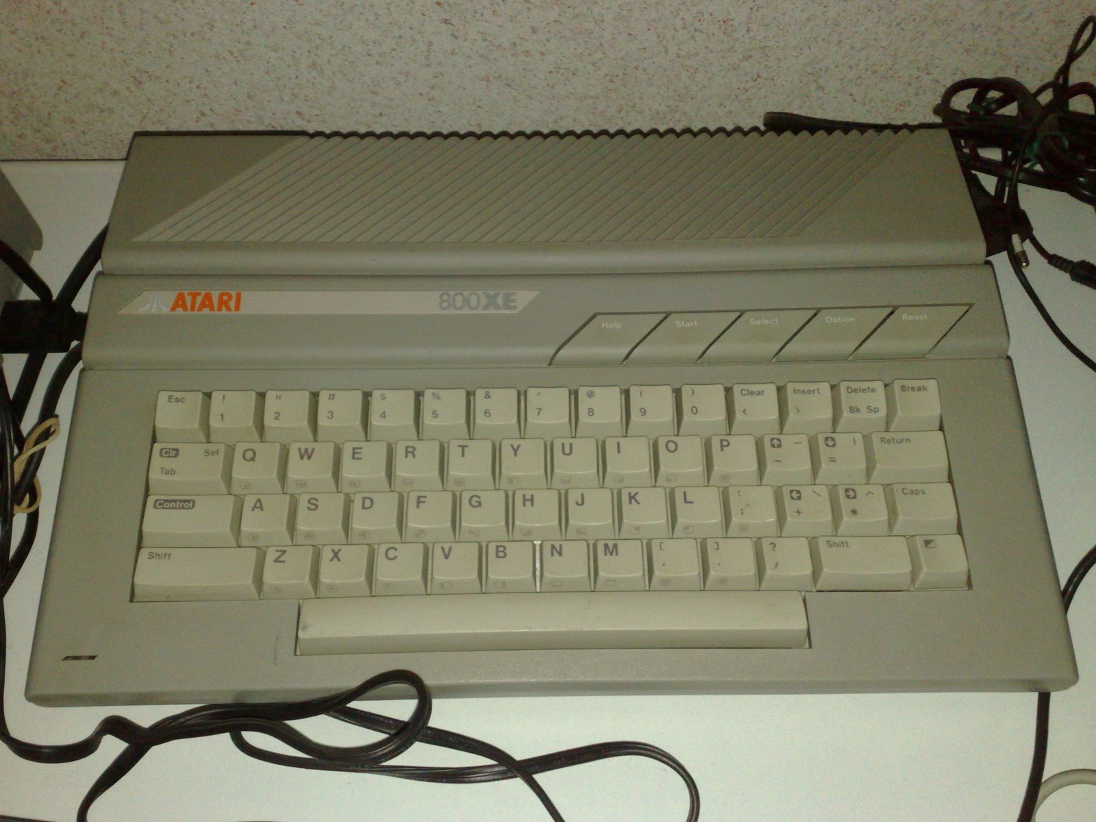 [Atari_800xe.jpg]
