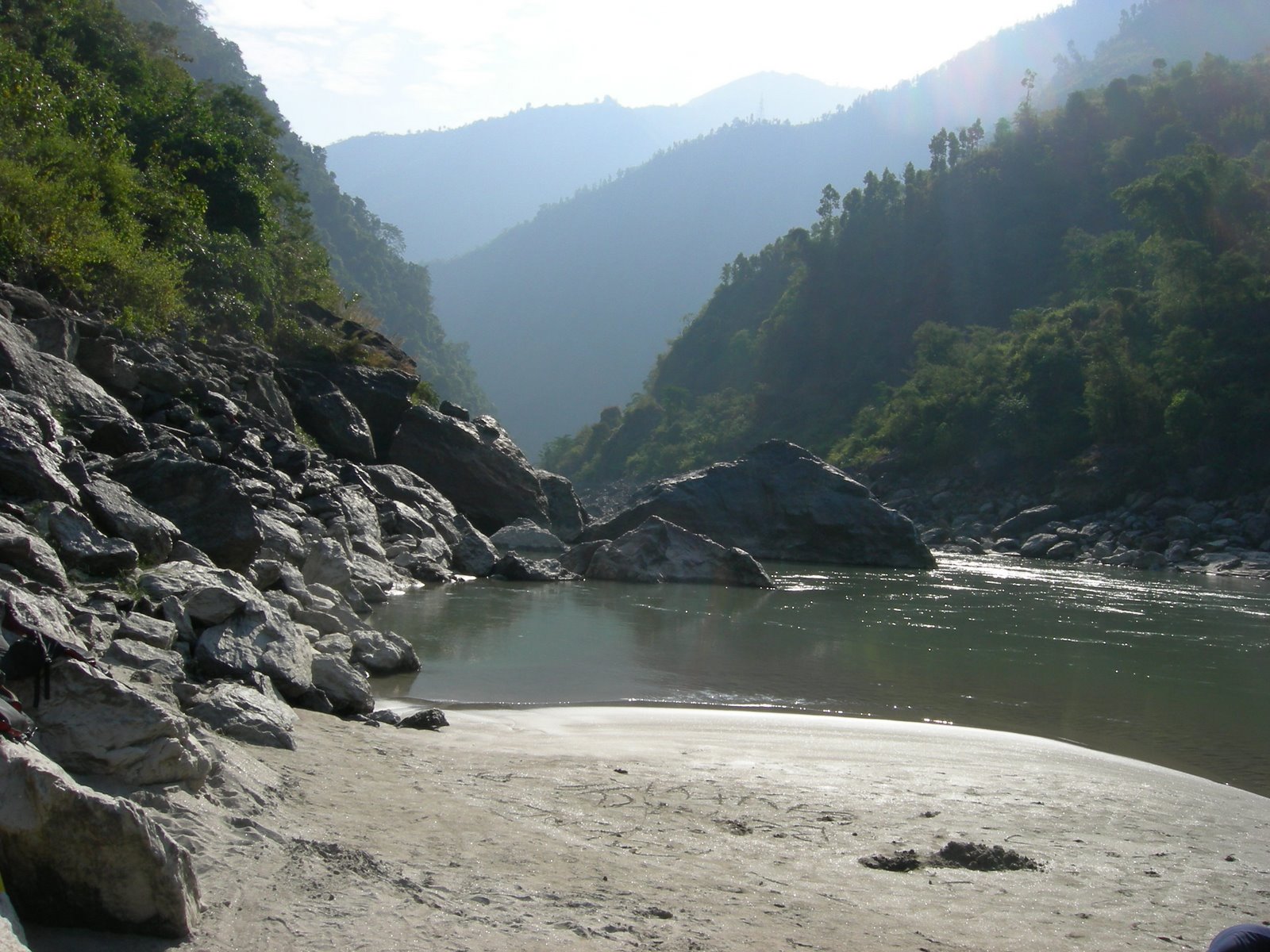 [DSCN7016.JPG]