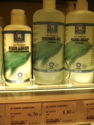 [kemikaalicocktail_urtekram.jpg]