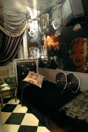 [monochrome_marilyn.jpg]