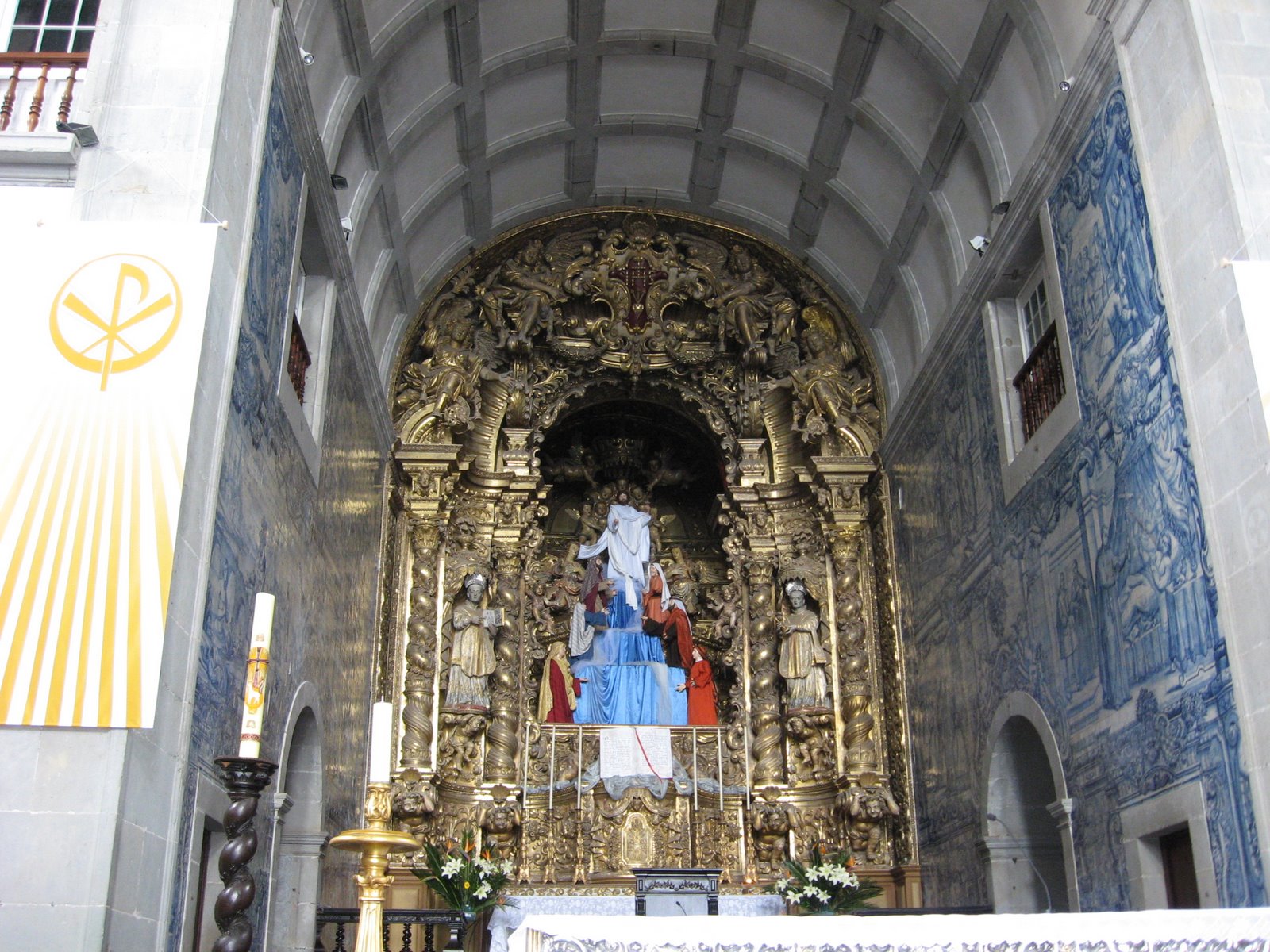 [biblioteca_0252.JPG]