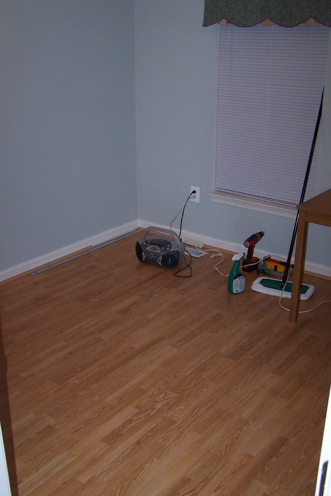 [2008-04-22-+Kids+and+reno+027.jpg]