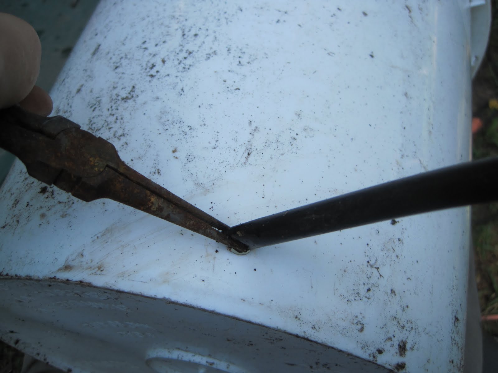 FRESH FARMING Bell Waterer HowTo Guide