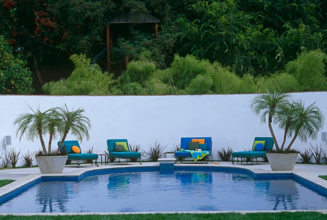 [Contemporary_Furniture.jpg]