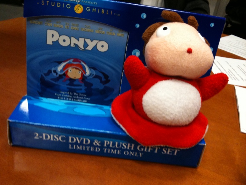 [ponyo-dvd-plush.jpg]