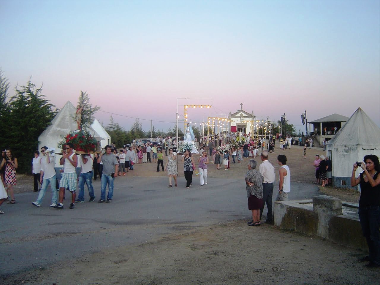 [Mos03529_2.JPG]