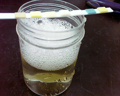 is bubbly and has a frothy