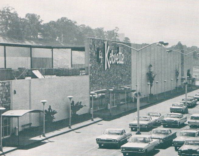 Pleasant Family Shopping Korvette Summer