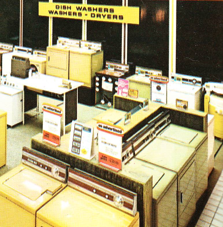 Pleasant Family Shopping "Have A Nice Day" at Wards!