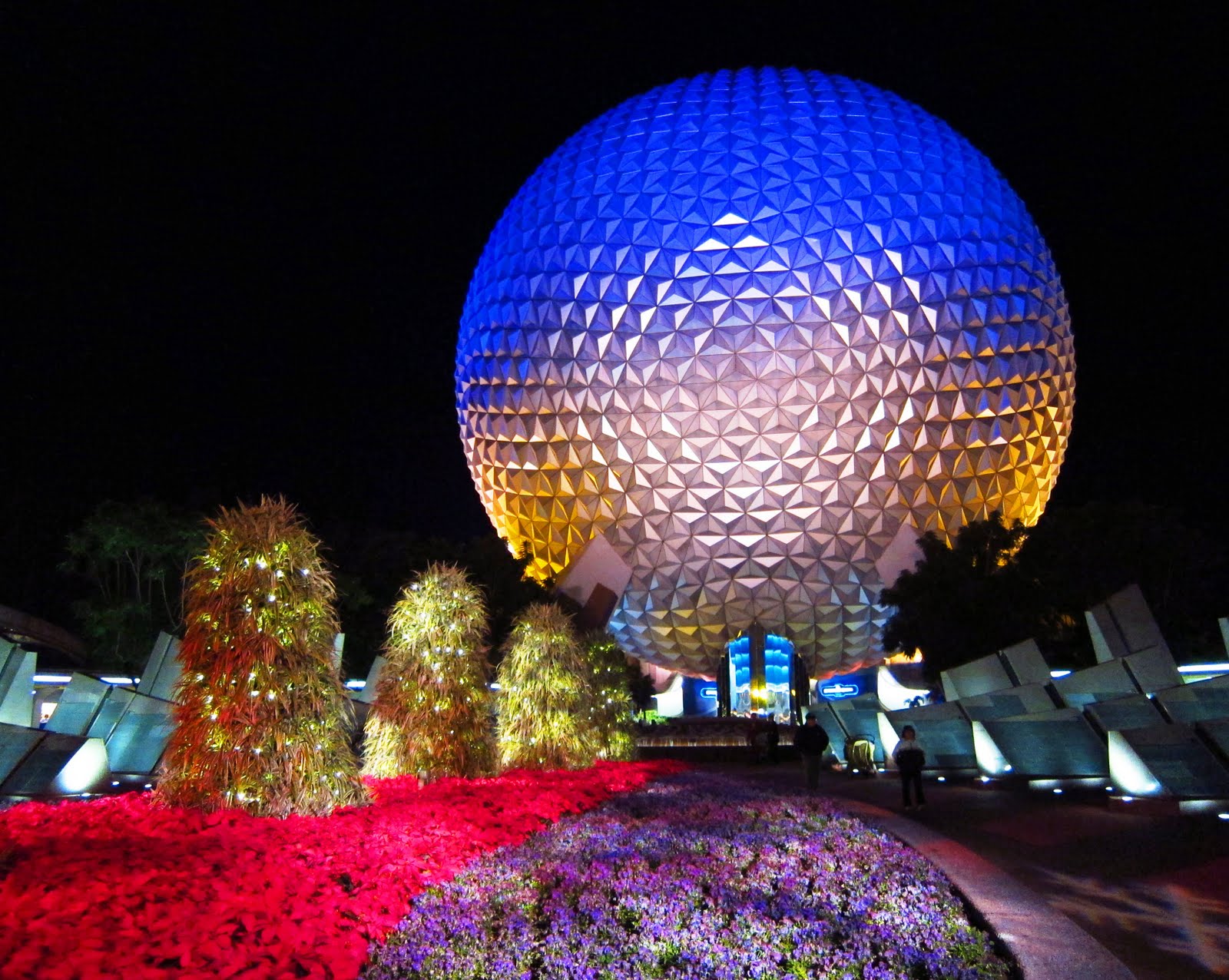 epcot at christmas