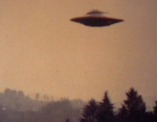 [ufo05.jpg]