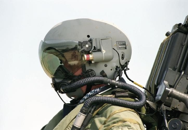 DEFENSE STUDIES M346 Master Adopts the Helmet Mounted Display