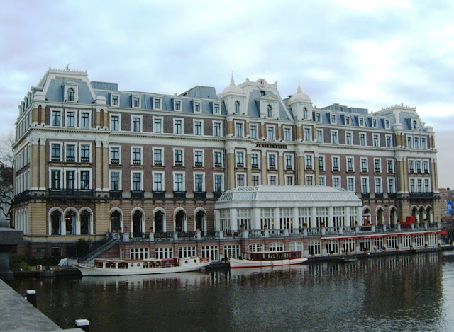 Amsterdam casino age limit