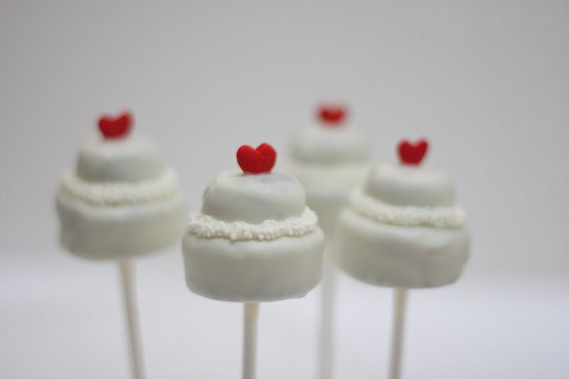 Wedding cake pops are the new cupcakes How tall can you go