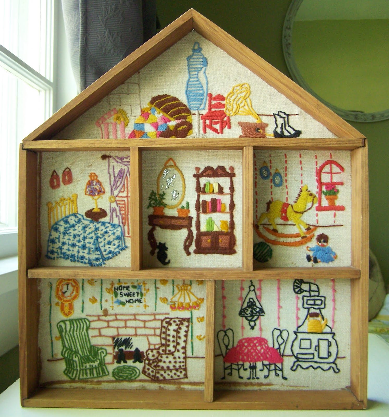 1000+ images about Dollhouses in Needlepoint on Pinterest Needlepoint