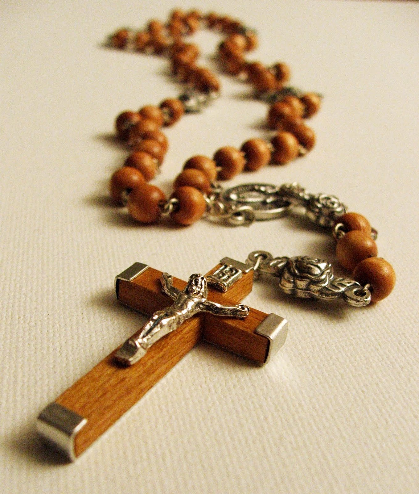 [#30+rosary+beads.jpg]