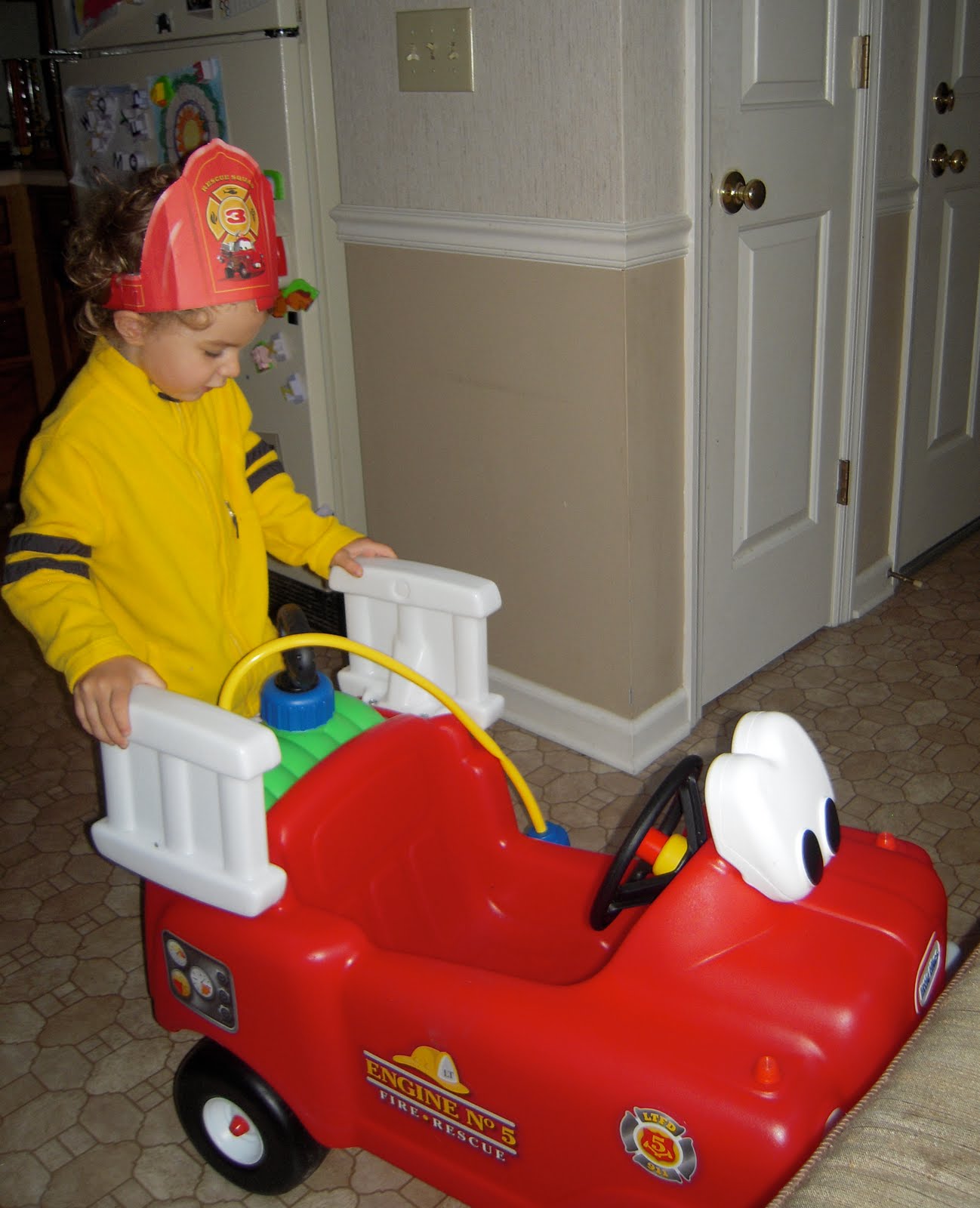 little tikes spray and rescue fire truck assembly