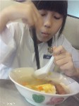 The way she eat  ♥