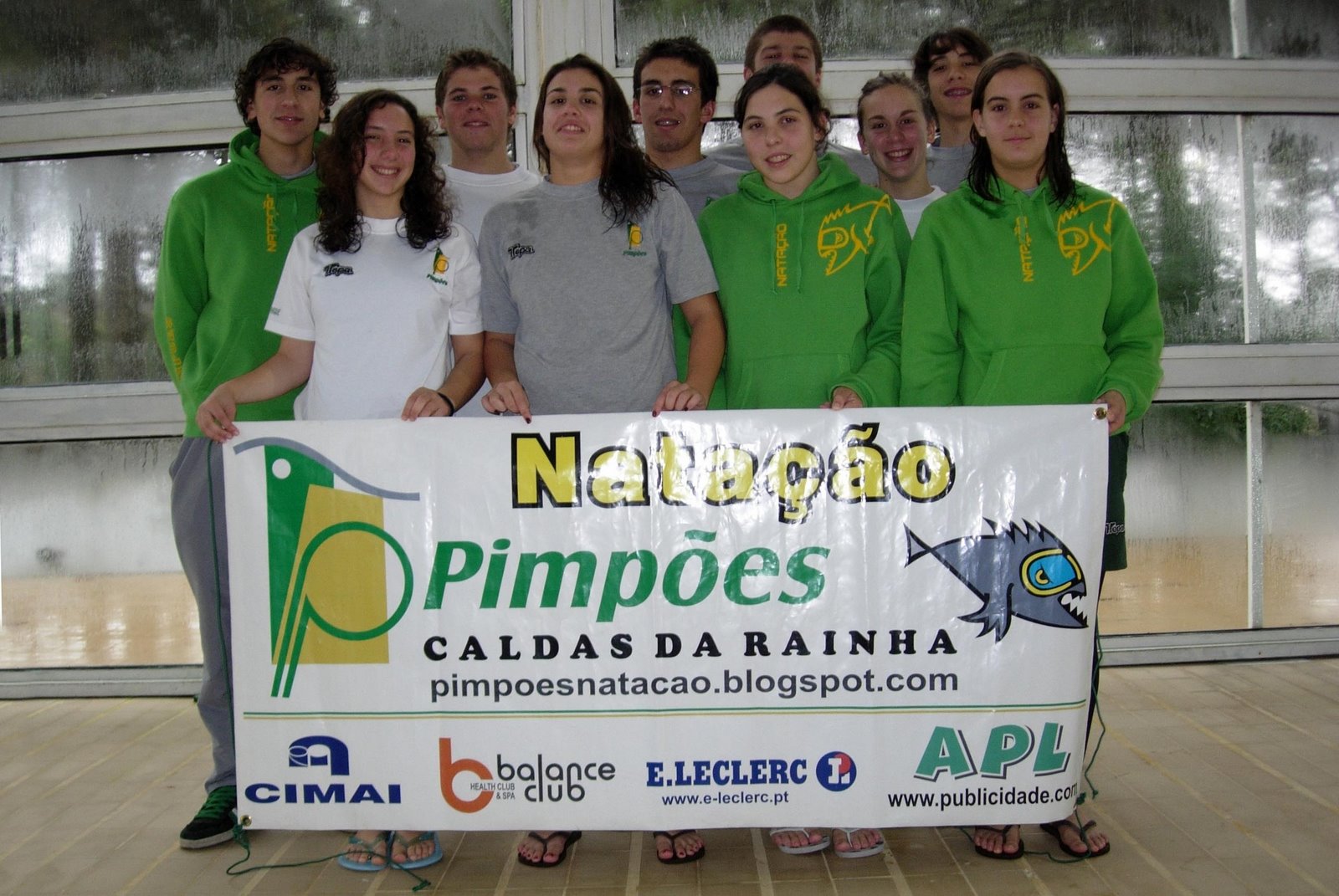 [Equipa+dos+Pimpões+-+Cimai+na+Nazaré.JPG]