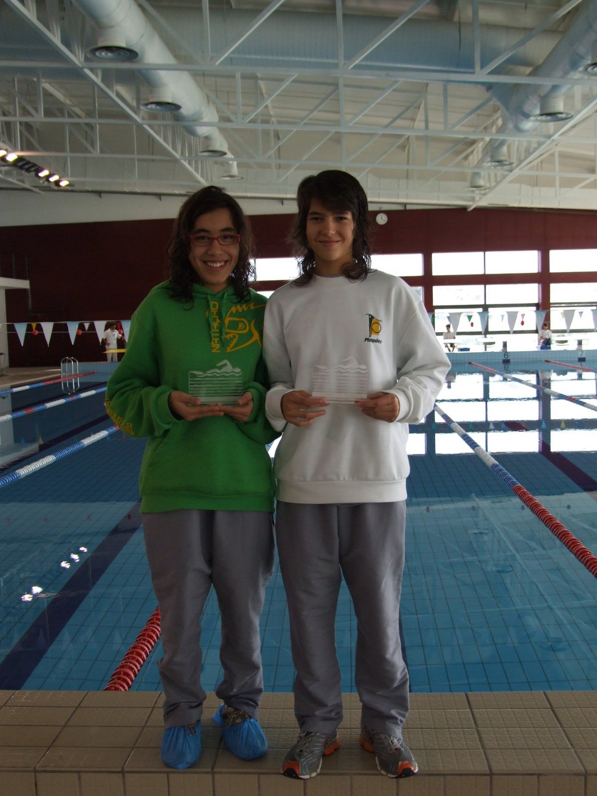 [Débora+Duque+e+Ana+Neves+atletas+premiadas.JPG]