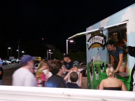 [ben+&+Jerry's+truck.jpg]