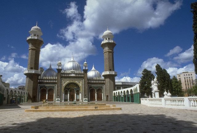 [kenya_masjid_mosque_africa.bmp]