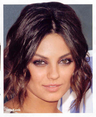 Mila's makeup artist went even further with. Silvery, smoky eye look.