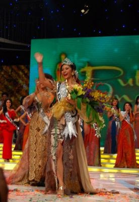 Qory Sandioriva, Putri Indonesia 2009