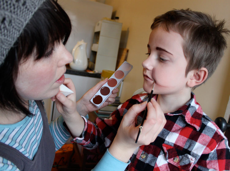 [make-up-process.jpg]