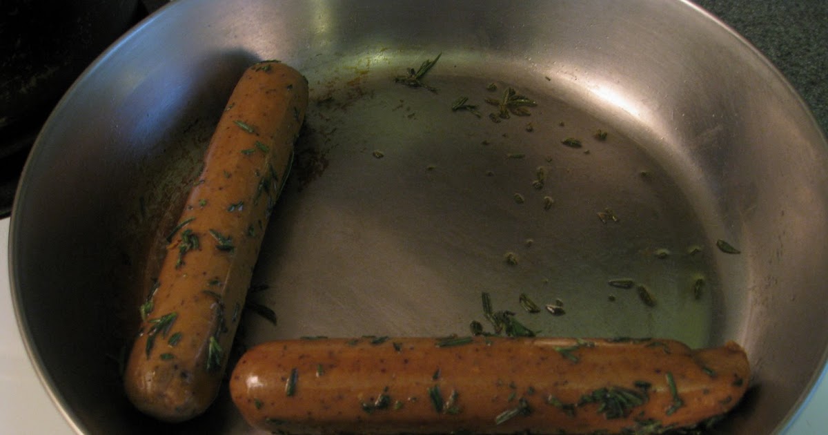 Veggie Revolution A tasty vegan meatsubstitute Tofurky kielbasa