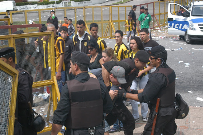 CLASICO NACIONAL PEÑAROL URUGUAY