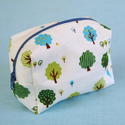 [POUCH.bmp]