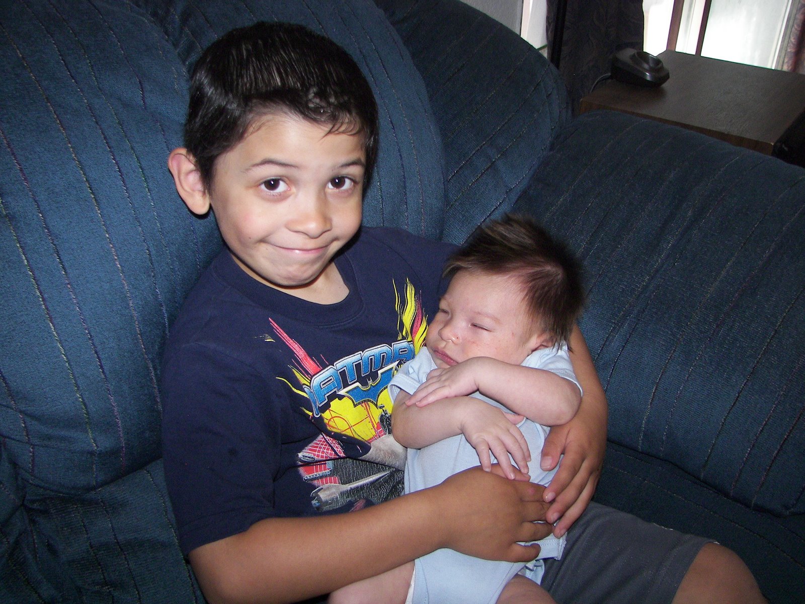 [baby+ray...2009+002.JPG]
