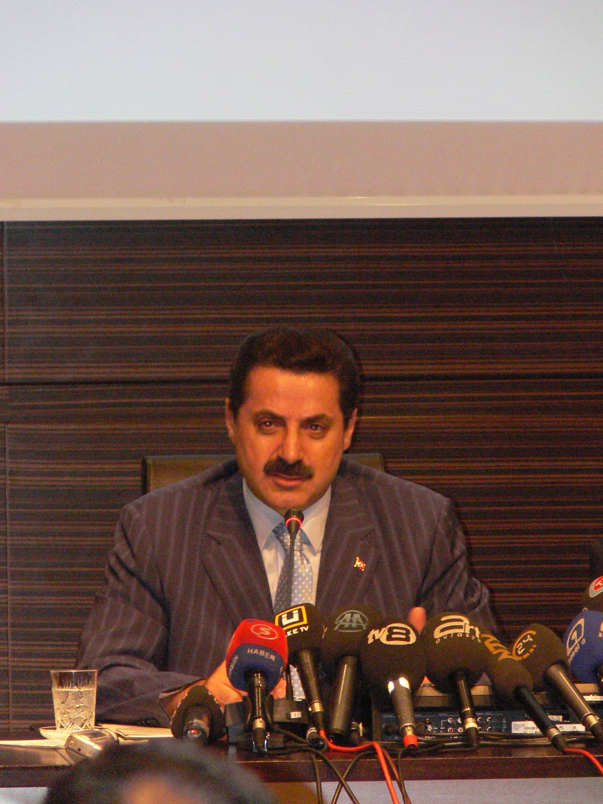 [P1120609.JPG]