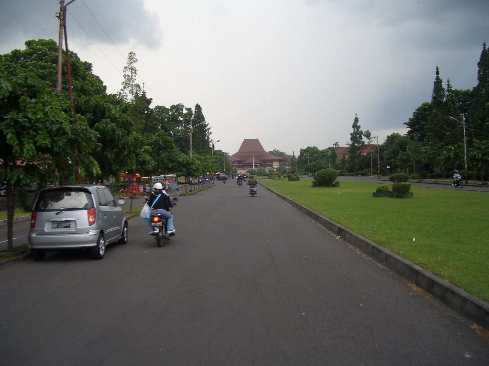 [CIMG0010.JPG]