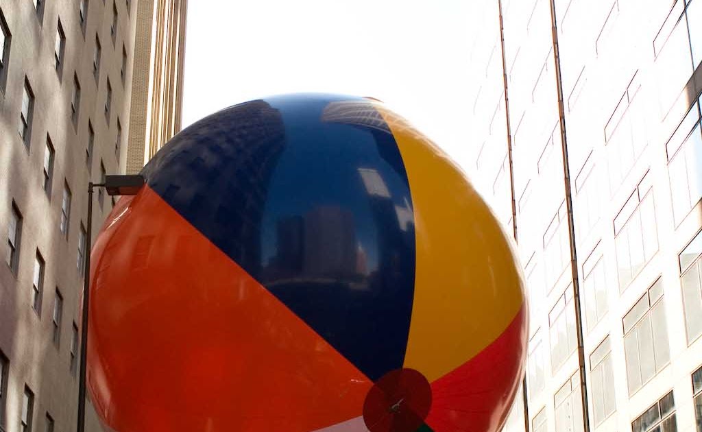 Photo_Graphics by Pam World's largest beach ball in downtown Dallas