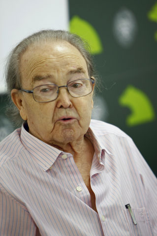 [Jose-Vidal-Beneyto.jpg]