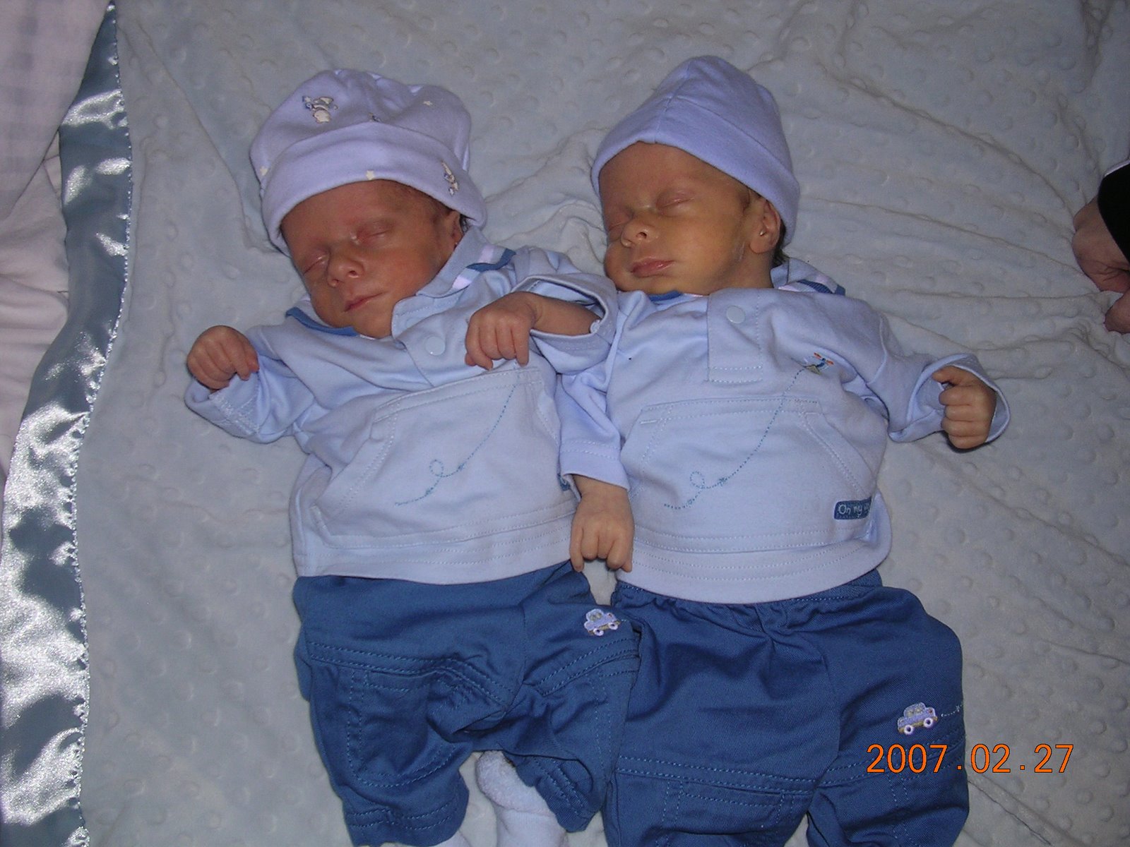 [DSCN1900.JPG]