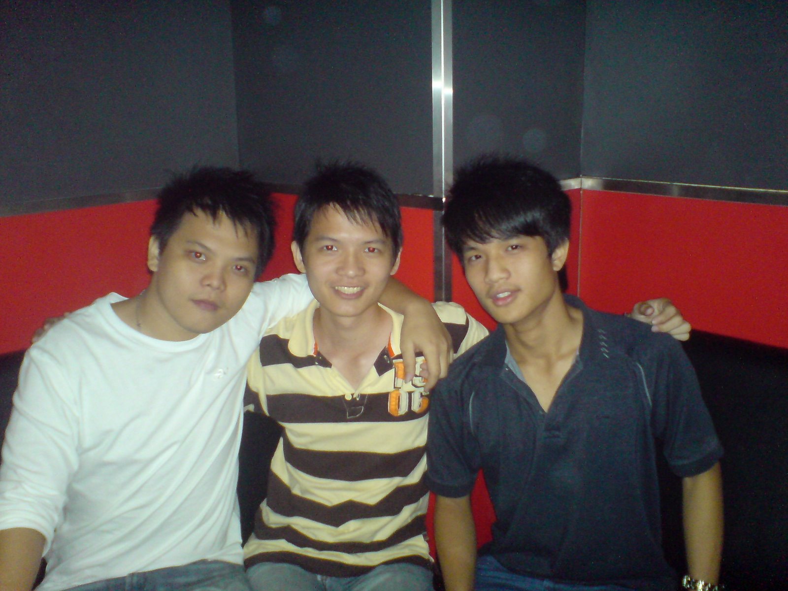 [DSC03100.JPG]
