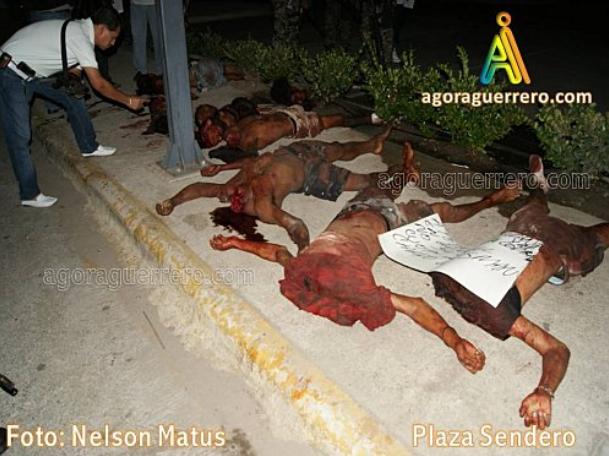Ya van 33 muertos en Acapulco. Ya van 33 muertos en Acapulco.