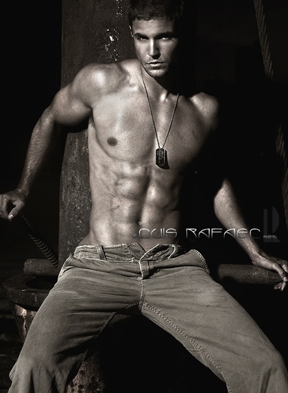 Model : Luis Rafael Photographe