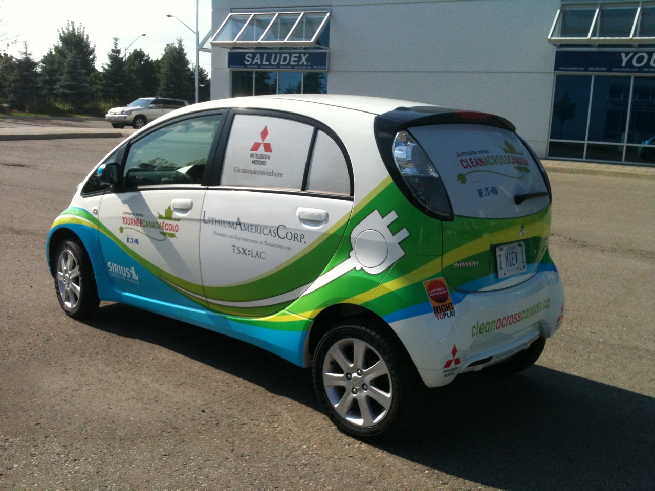ElectroFederation Canada Newsletter Eaton Electric Vehicle Charging