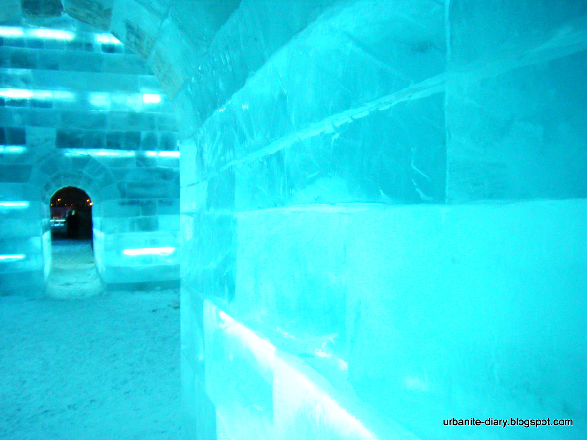 [Harbin+Ice+Festival+2010+o.JPG]