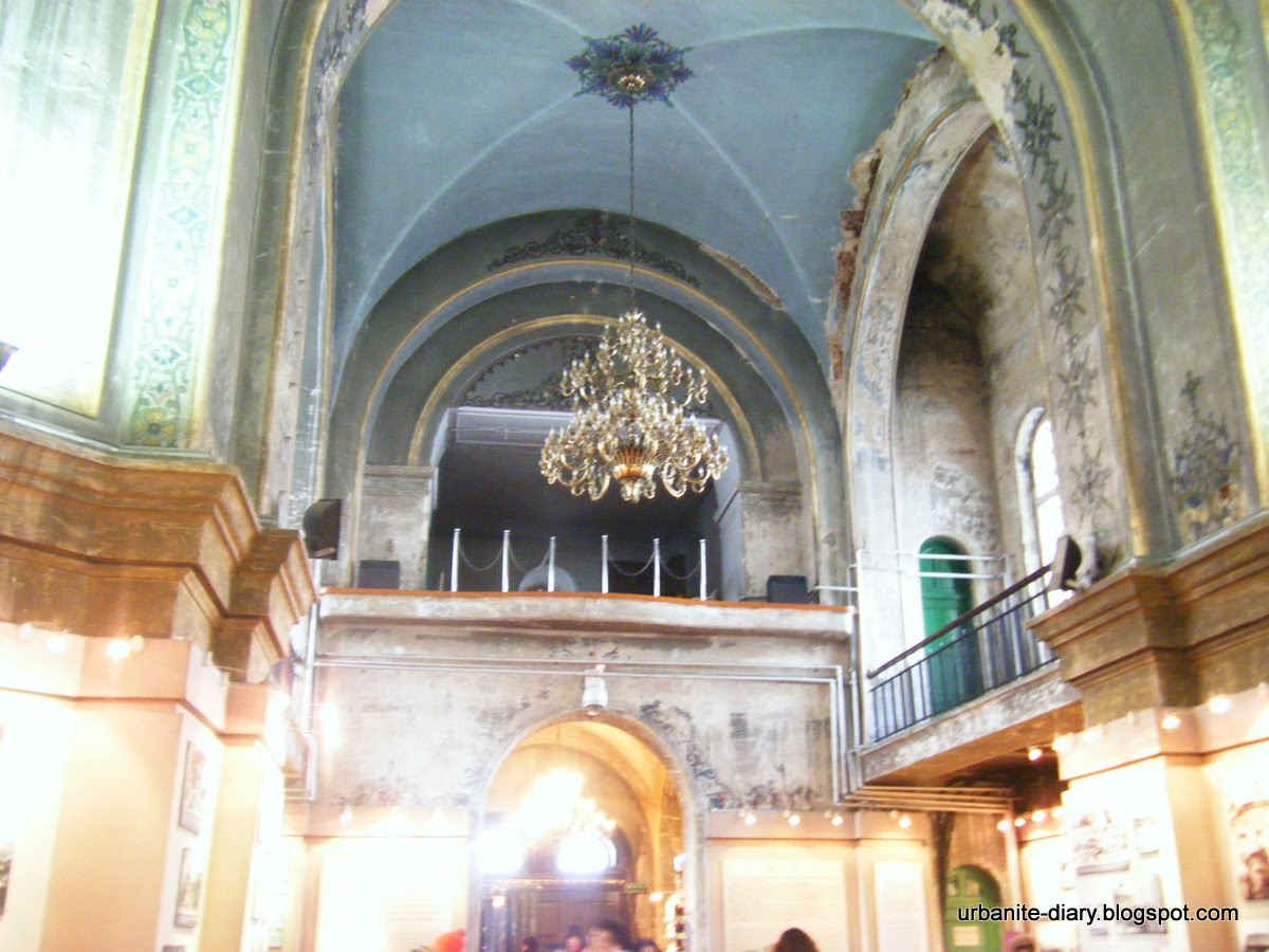 [Inside+Harbin+St.+Sophia+Cathedral+6.JPG]