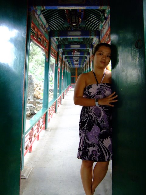 [Me+at+Gong+Wang+Fu+9.JPG]